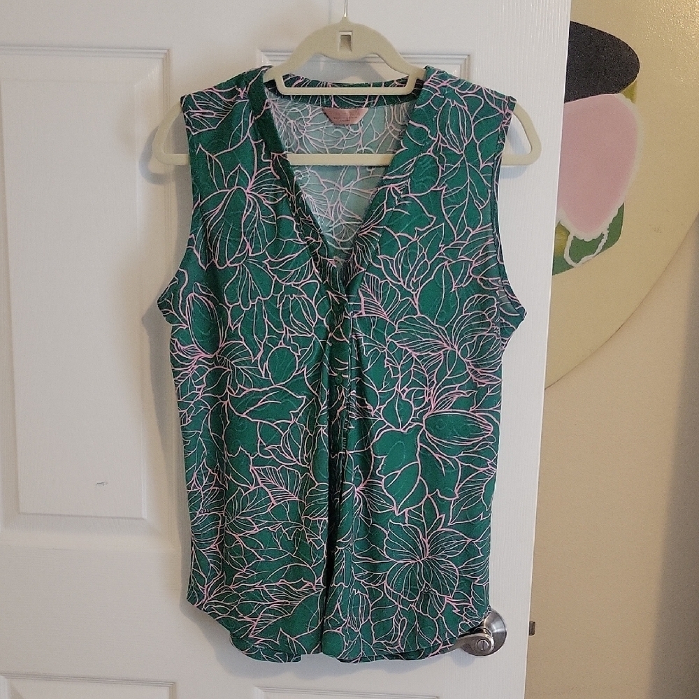 Amana SzLG Elegant Green and Pink Floral vneck button down Blouse